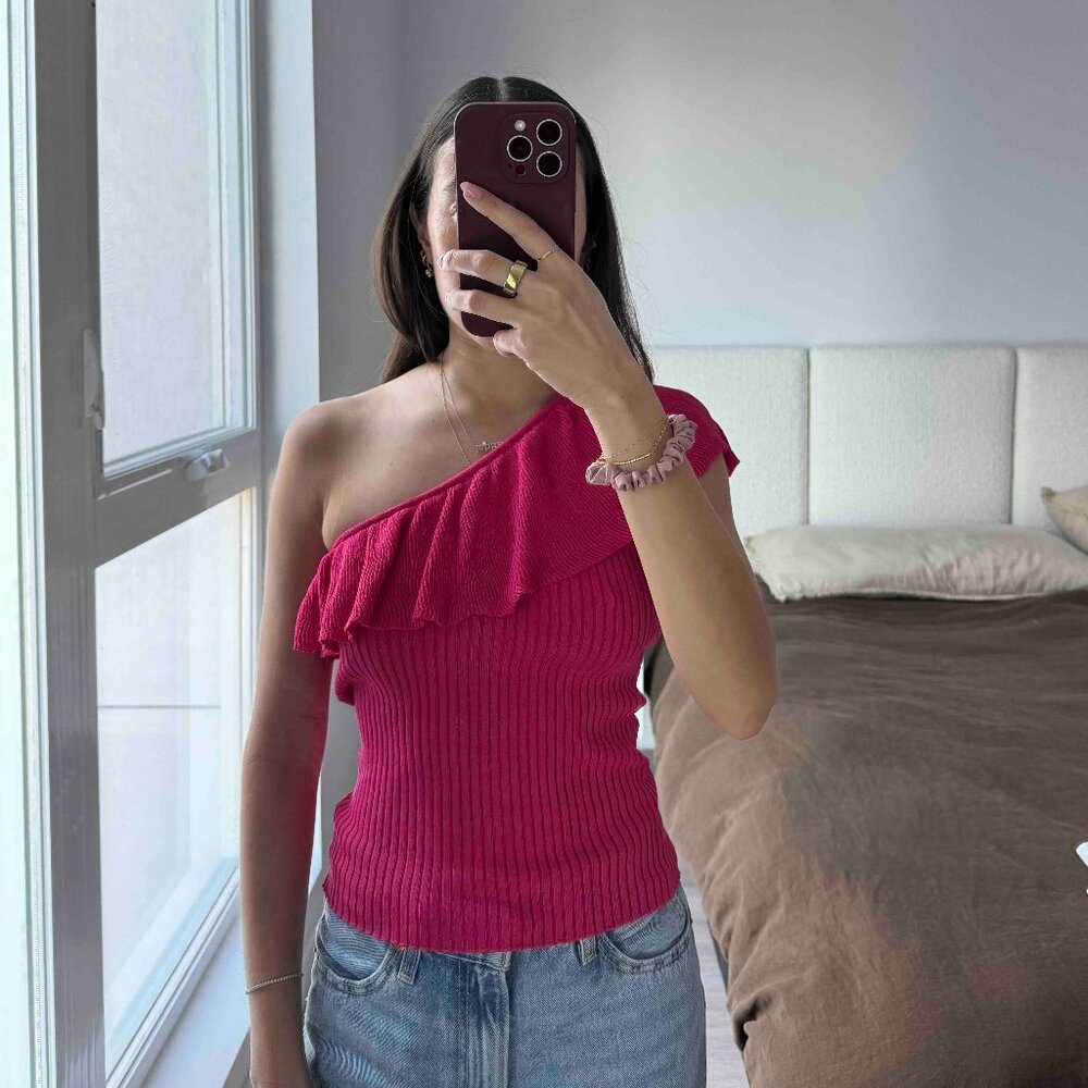 Pink one shoulder top